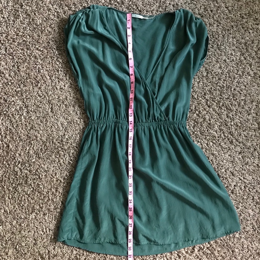 Kimchi Blue 100% Silk mini dress - Picture 4 of 4